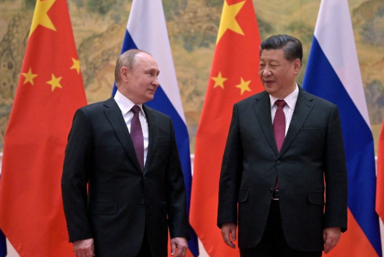 Xi Jinping y Putin se reúnen en Beijing; acuerdan afrontar juntos las “amenazas a la seguridad regional”