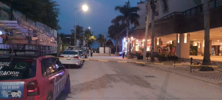 SUJETOS ARMADOS DISPARAN CONTRA EL RESTAURANTE FRESHY FISH EN PLAYA DEL CARMEN QROO
