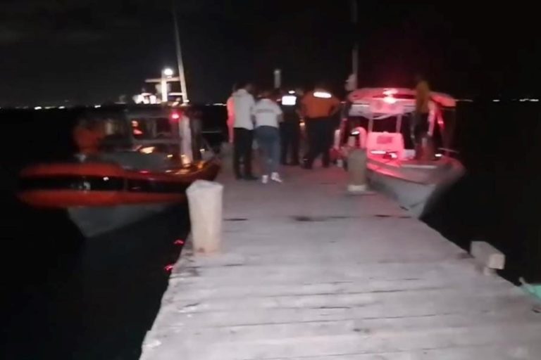 Tragedia en Isla Mujeres: Lancha turística vuelca dejando víctimas mortales, incluido un niño