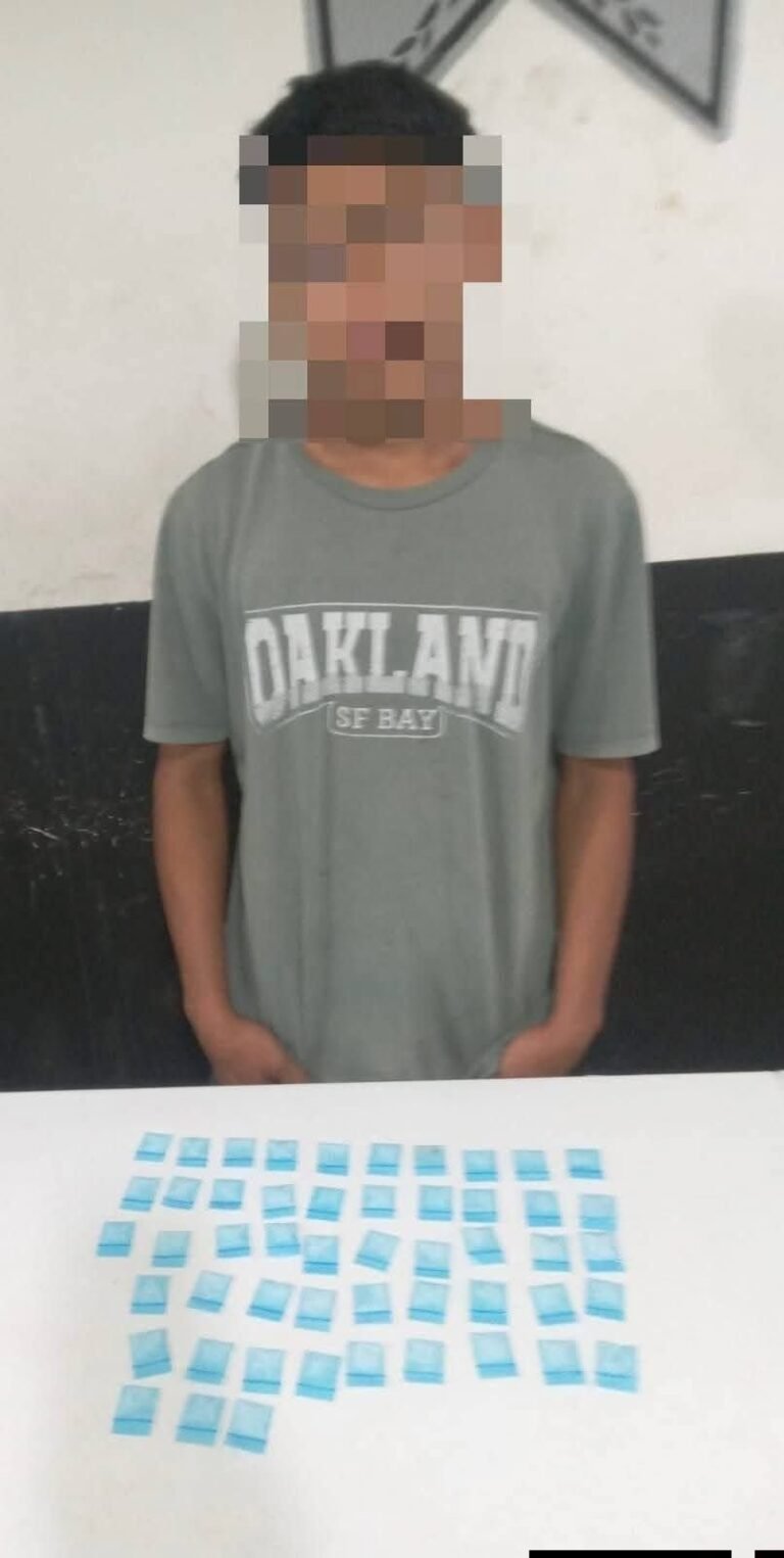 Adolescente es asegurado tras persecución en Espita; llevaba más de 50 dosis de presunta droga