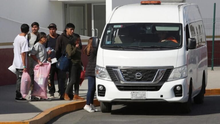 LLEGA A MÉRIDA PRIMER VUELO DIRECTO CON 125 YUCATECOS REPATRIADOS DESDE EU