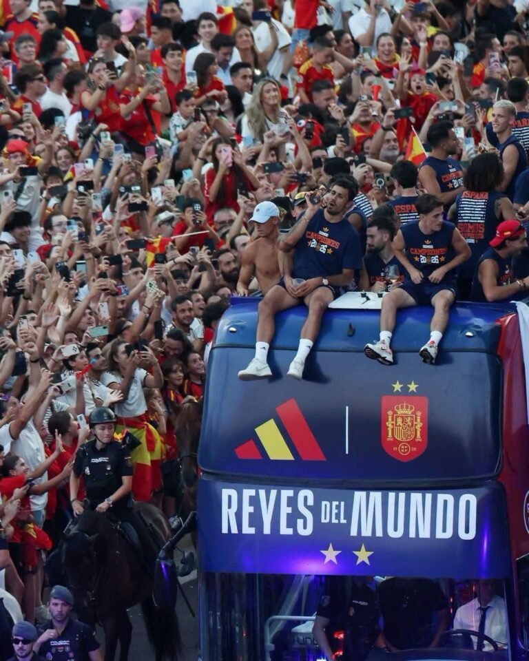 Madrid se pinta de rojo: España celebra con su afición el título del Mundial 2026