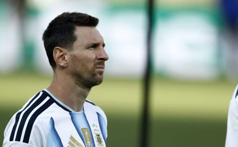 Messi vuelve a Rosario tras el Mundial y se refugia con su familia lejos de los reflectores