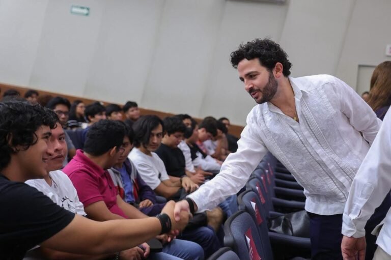 Yucatán prepara a una nueva generación para las industrias del futuro
